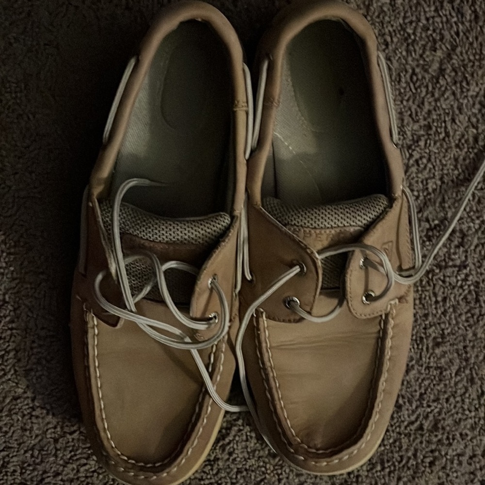Sperry - Picture 3 of 4